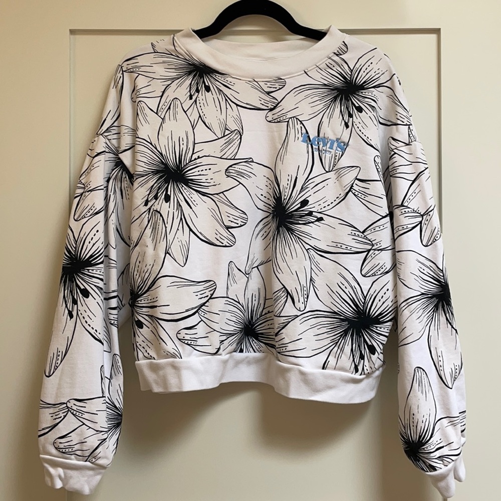 Levi’s/Farm Rio Diana Fleece Size M